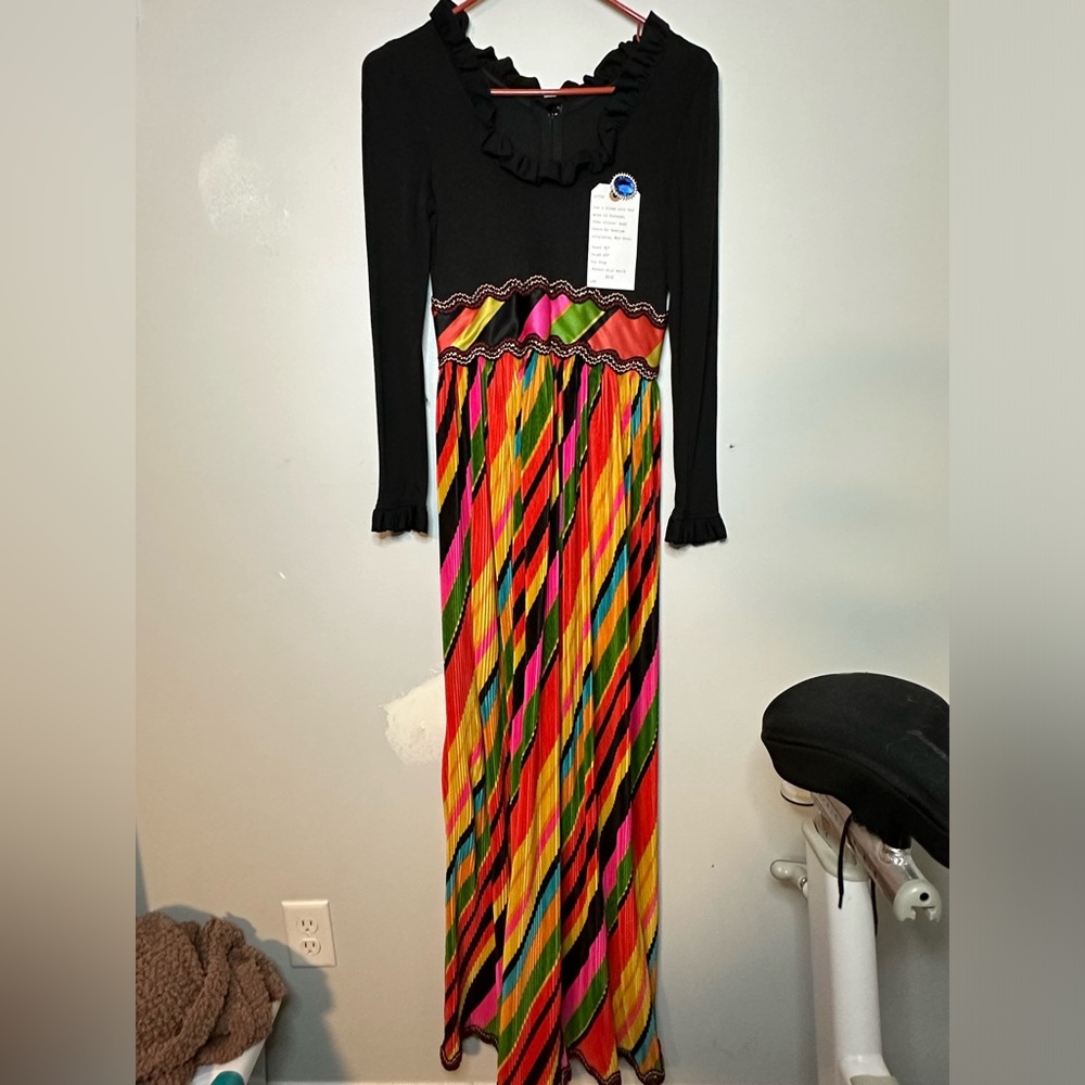 Vintage looking dress. Never worn